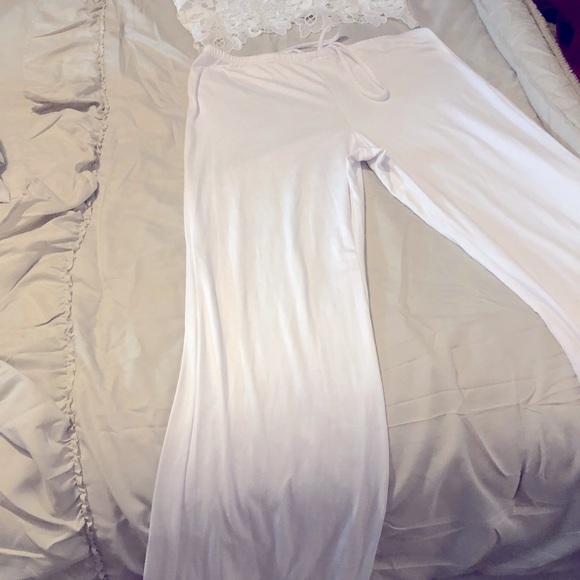 White lace Crop top and flare leg pant set - Picture 6 of 7